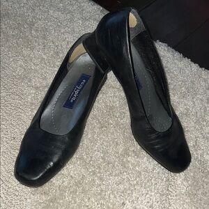 Vintage Easy Spirit Black Leather Flats